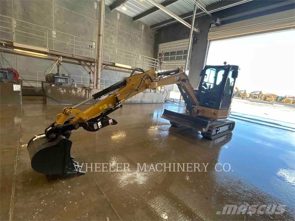 CAT 304 C3 TH 대형 굴삭기 29톤 이상