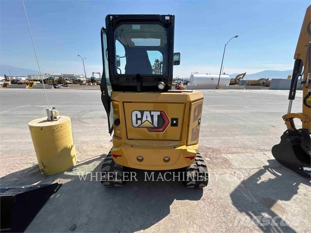 CAT 304 C3 TH 대형 굴삭기 29톤 이상