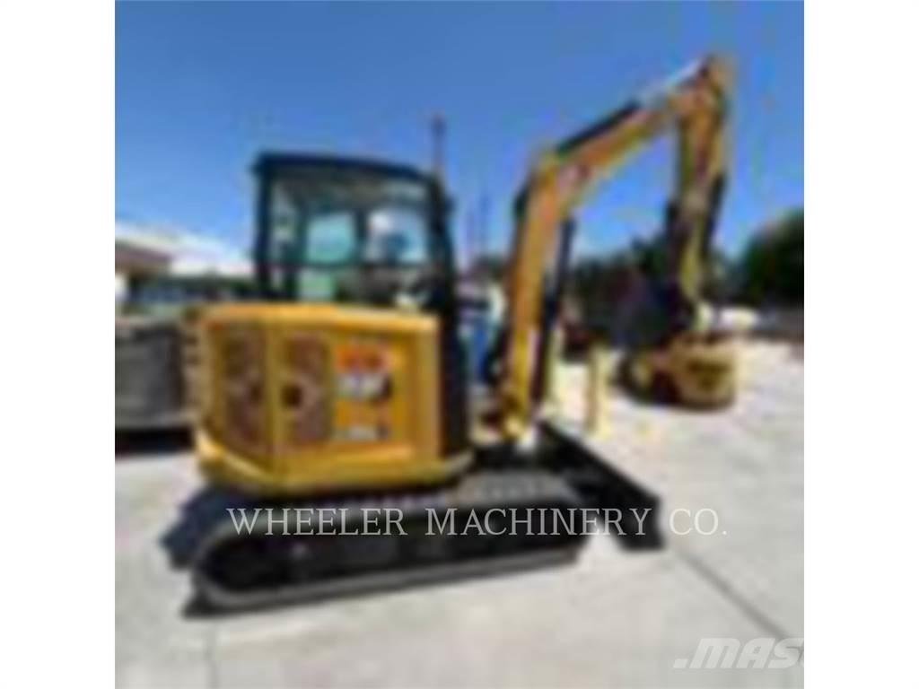 CAT 304 C3 TH 대형 굴삭기 29톤 이상