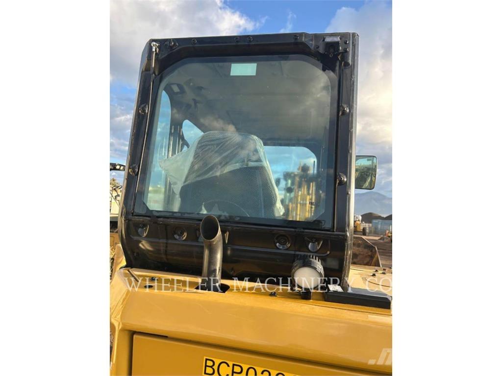 CAT 304 C3 TH 대형 굴삭기 29톤 이상