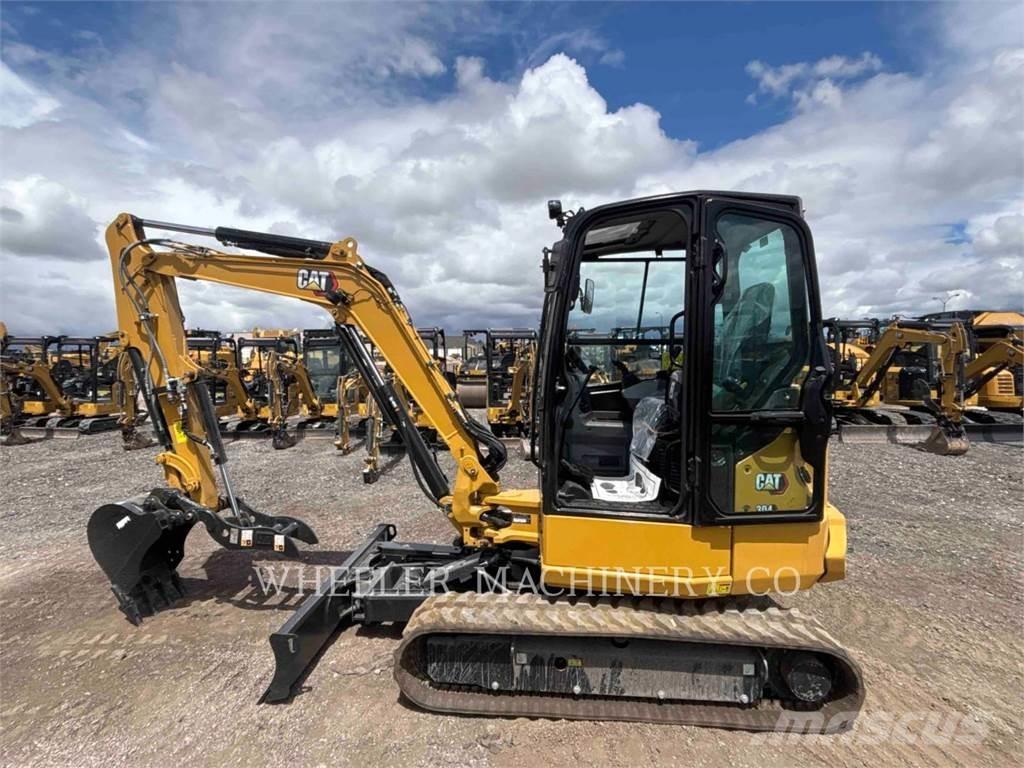 CAT 304 C3 THA 대형 굴삭기 29톤 이상