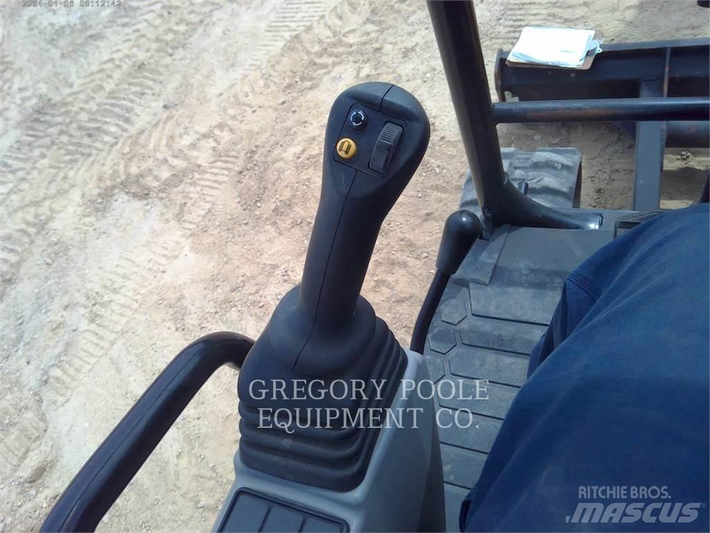 CAT 30407 대형 굴삭기 29톤 이상