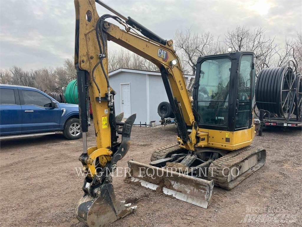 CAT 30407 대형 굴삭기 29톤 이상