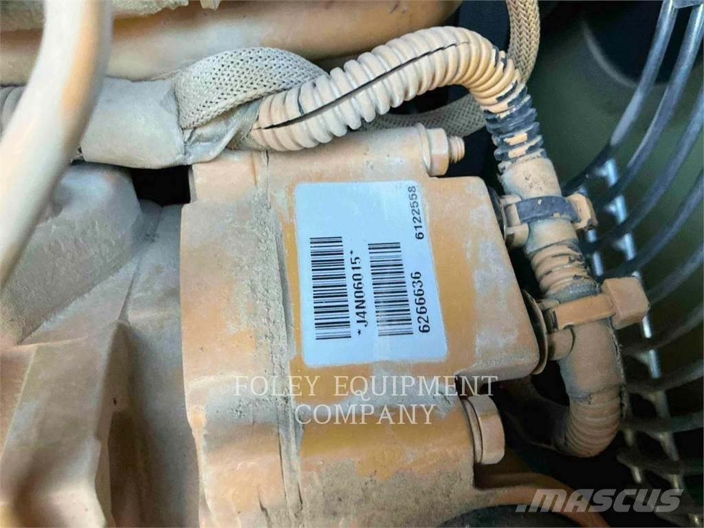 CAT 30407 대형 굴삭기 29톤 이상