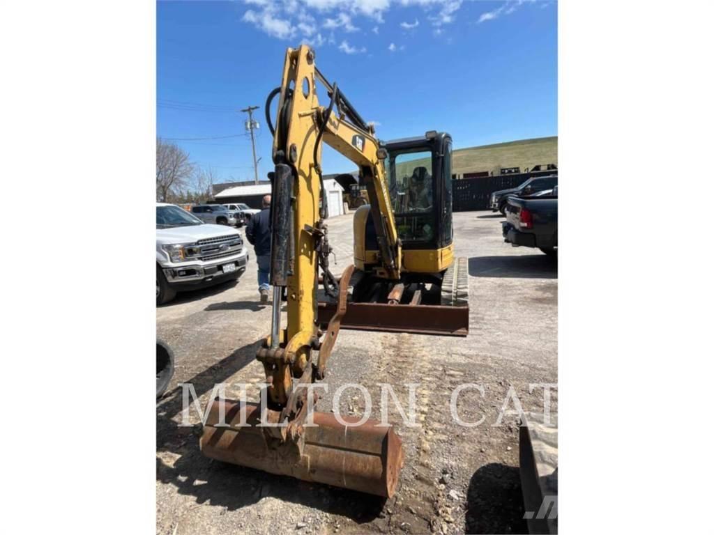 CAT 304DCR 대형 굴삭기 29톤 이상
