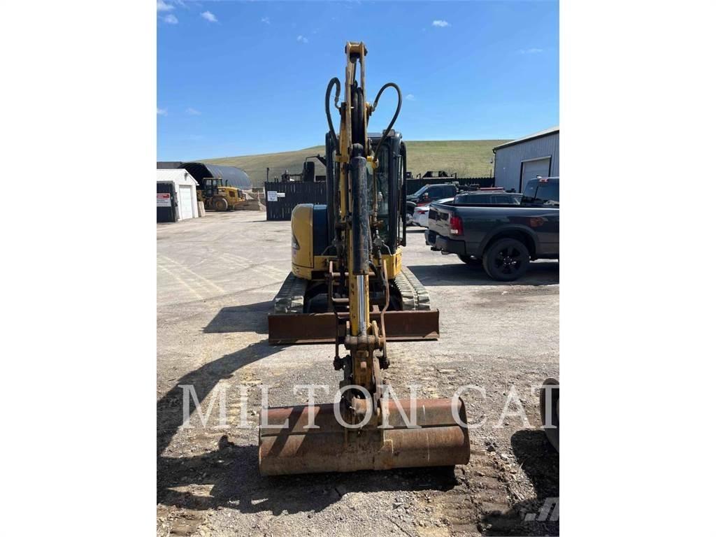 CAT 304DCR 대형 굴삭기 29톤 이상
