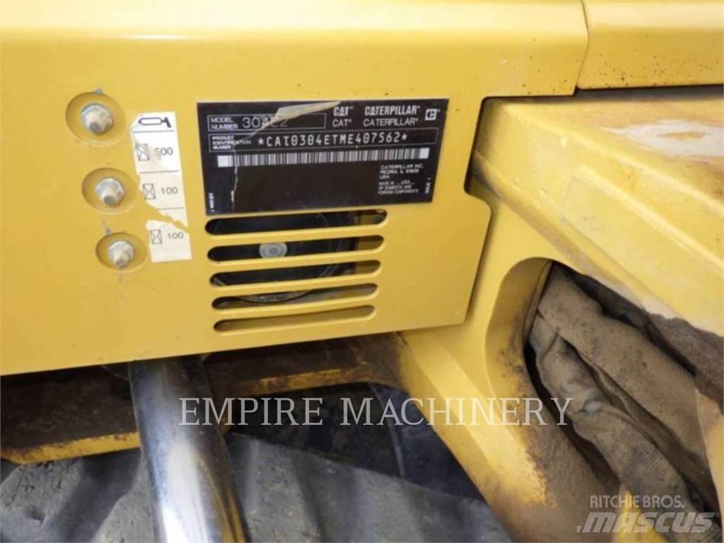 CAT 304E2 대형 굴삭기 29톤 이상