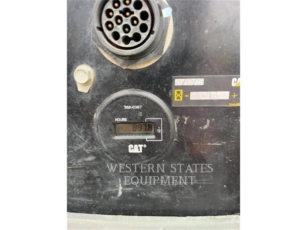 CAT 304E2 대형 굴삭기 29톤 이상