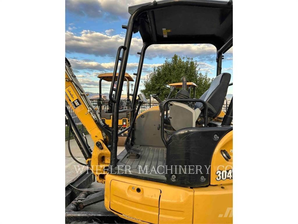 CAT 304E2 C1TH 대형 굴삭기 29톤 이상