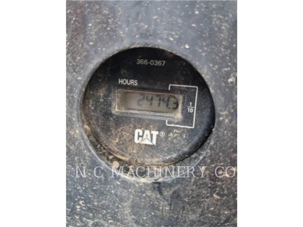 CAT 304E2 CRCB 대형 굴삭기 29톤 이상
