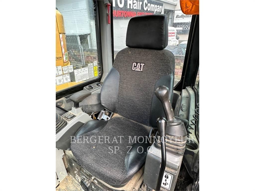 CAT 304E2CR 대형 굴삭기 29톤 이상