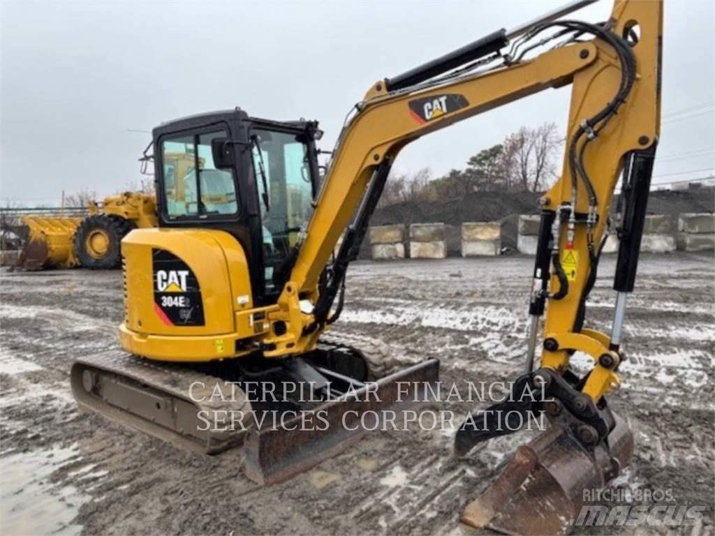 CAT 304E2CR 대형 굴삭기 29톤 이상