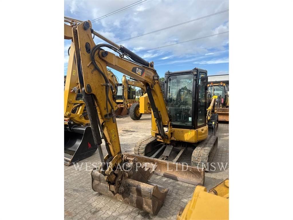 CAT 304E2CR 대형 굴삭기 29톤 이상