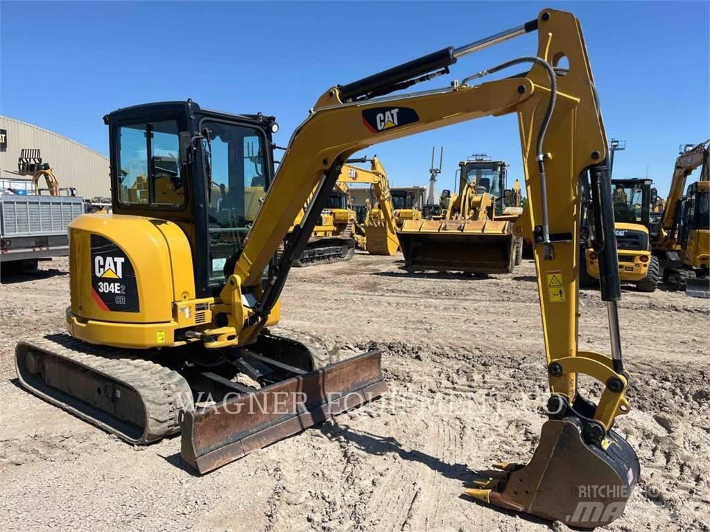 CAT 304E2CR 대형 굴삭기 29톤 이상
