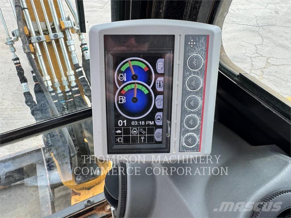 CAT 304E2CR 대형 굴삭기 29톤 이상