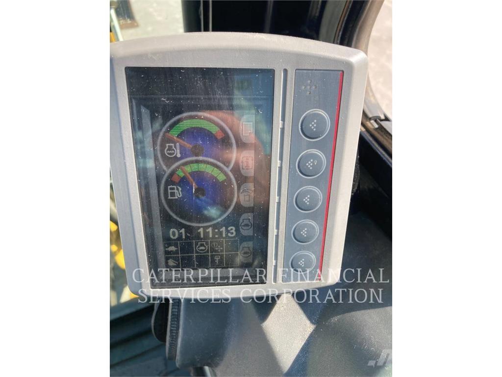 CAT 304E2CR 대형 굴삭기 29톤 이상