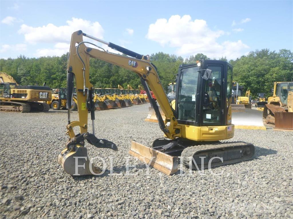 CAT 304E2CR 대형 굴삭기 29톤 이상