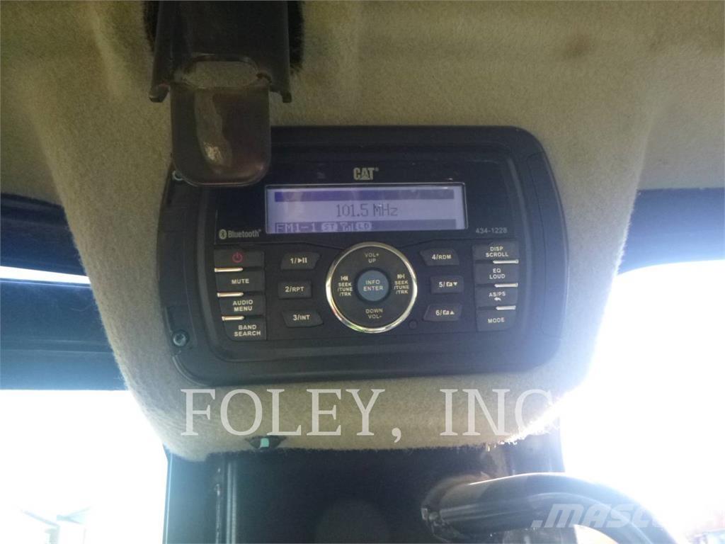 CAT 304E2CR 대형 굴삭기 29톤 이상