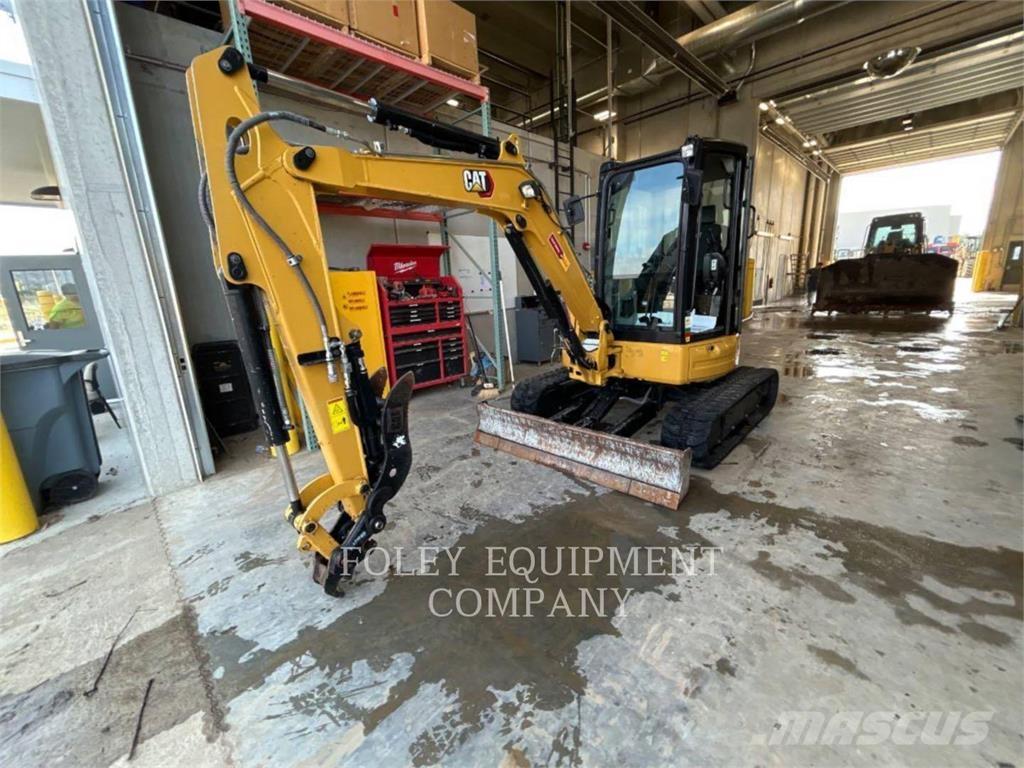 CAT 304E2LC 대형 굴삭기 29톤 이상