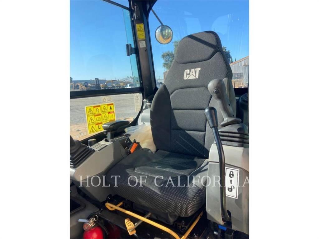 CAT 305 대형 굴삭기 29톤 이상