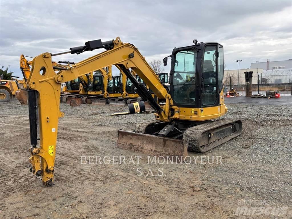 CAT 305 대형 굴삭기 29톤 이상