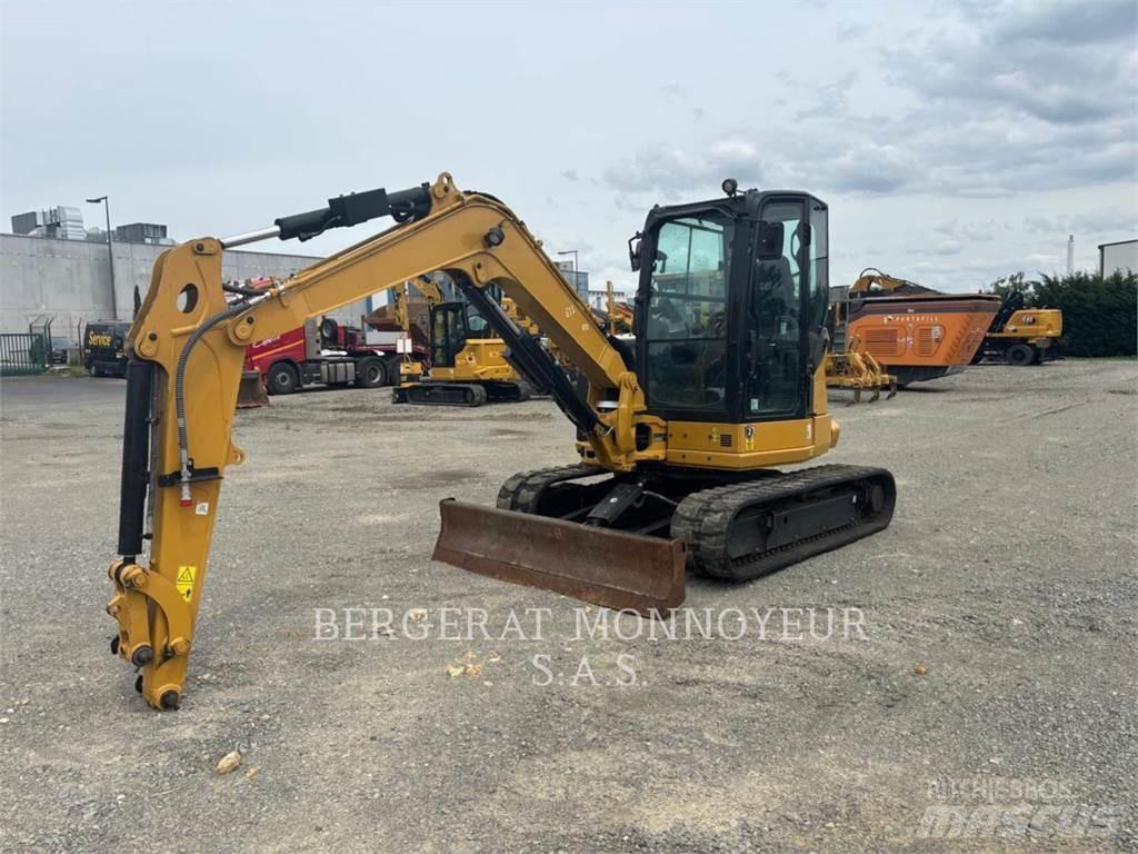 CAT 305 대형 굴삭기 29톤 이상