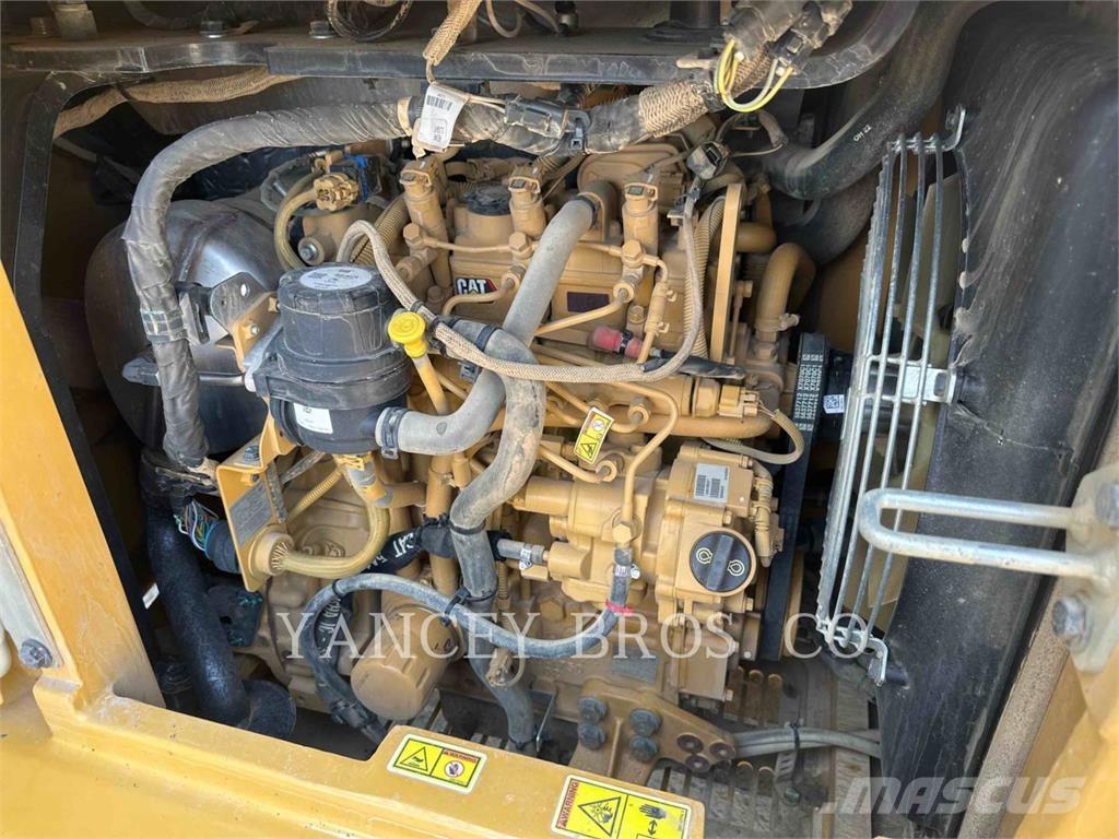 CAT 305 대형 굴삭기 29톤 이상