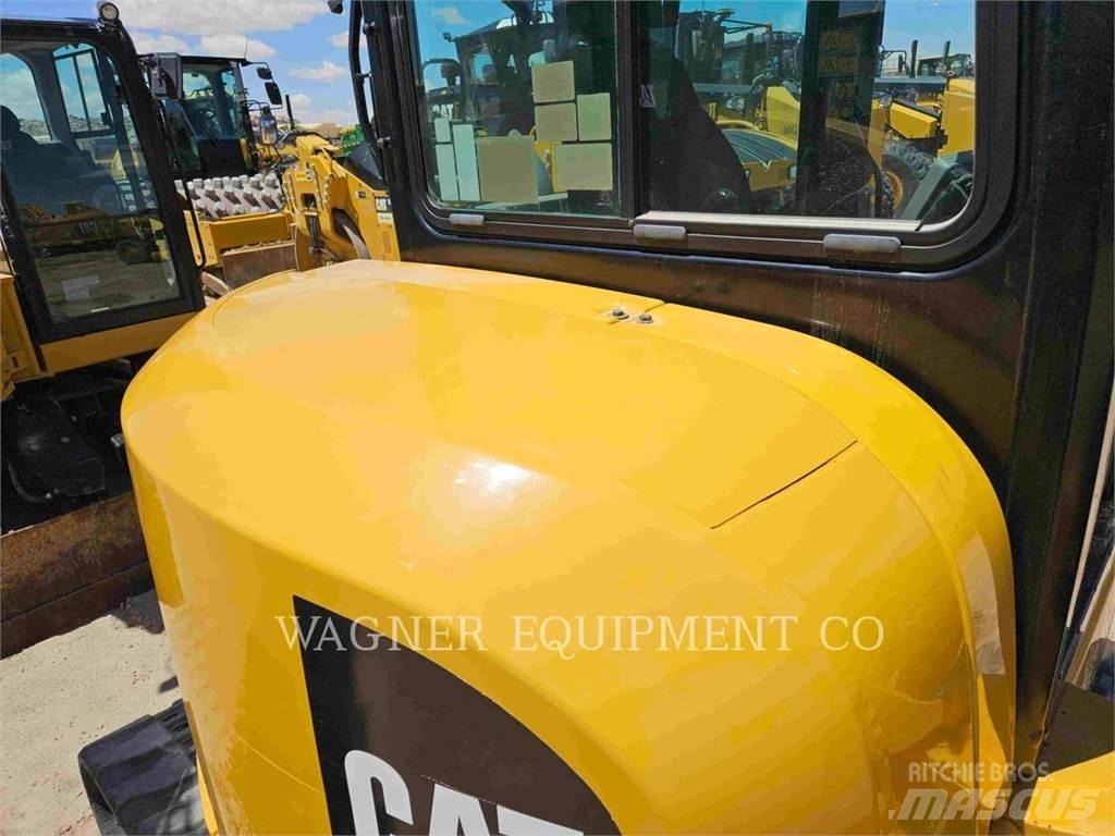 CAT 305.5E2 대형 굴삭기 29톤 이상