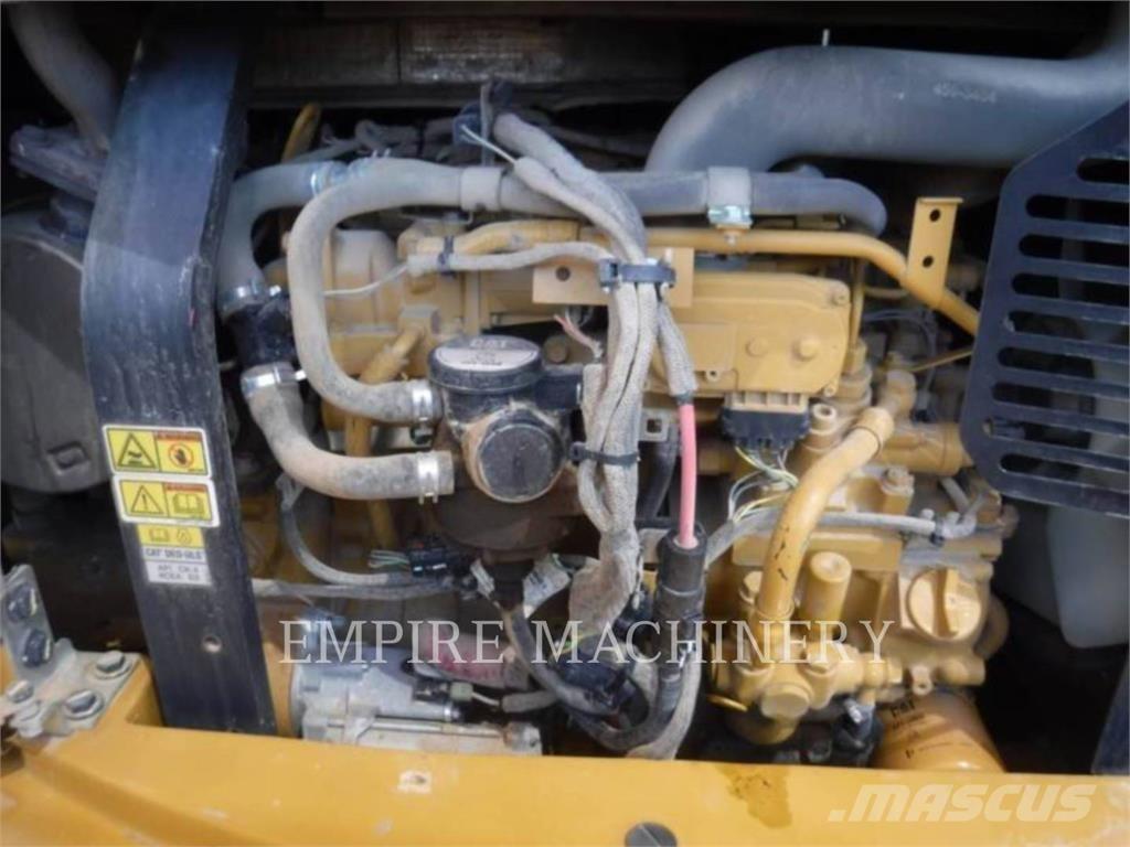 CAT 305.5E2 대형 굴삭기 29톤 이상
