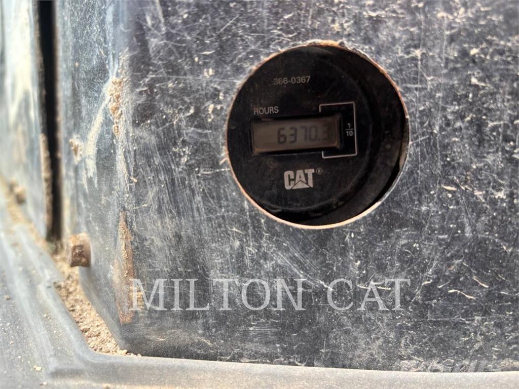 CAT 305.5E2 소형 굴삭기 7톤 미만