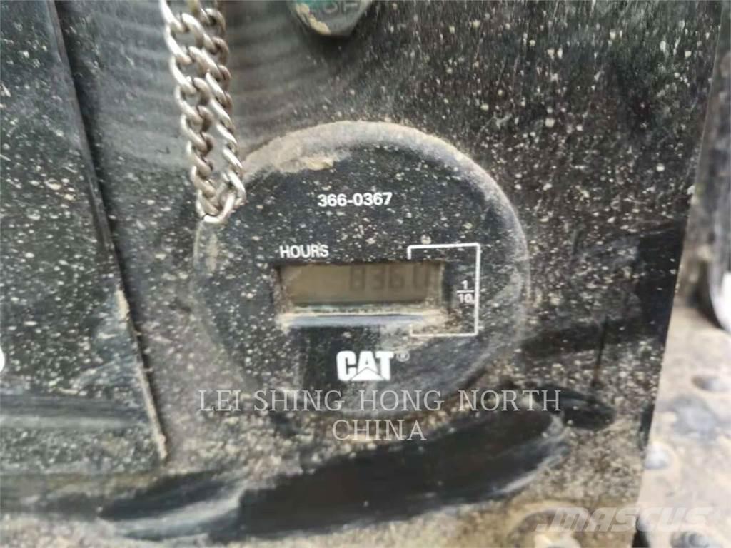 CAT 305.5E2 대형 굴삭기 29톤 이상