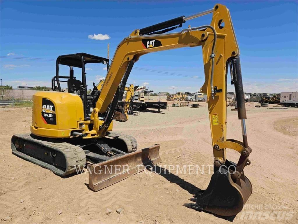CAT 305.5E2 CR 대형 굴삭기 29톤 이상