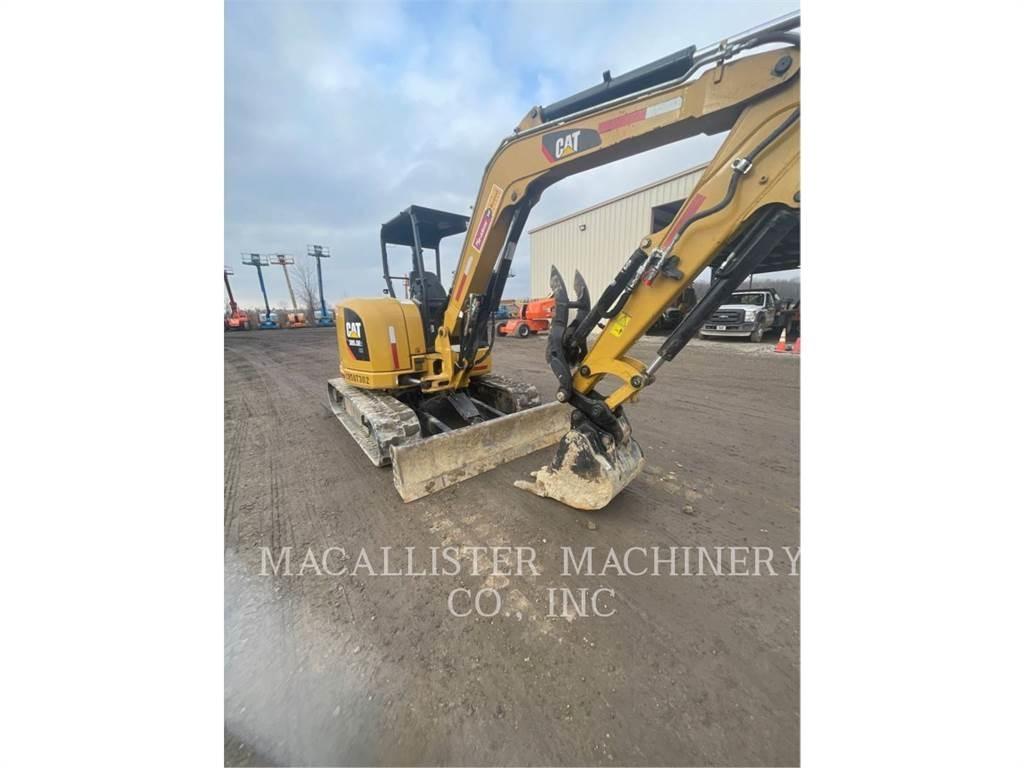 CAT 305.5E2CR 대형 굴삭기 29톤 이상