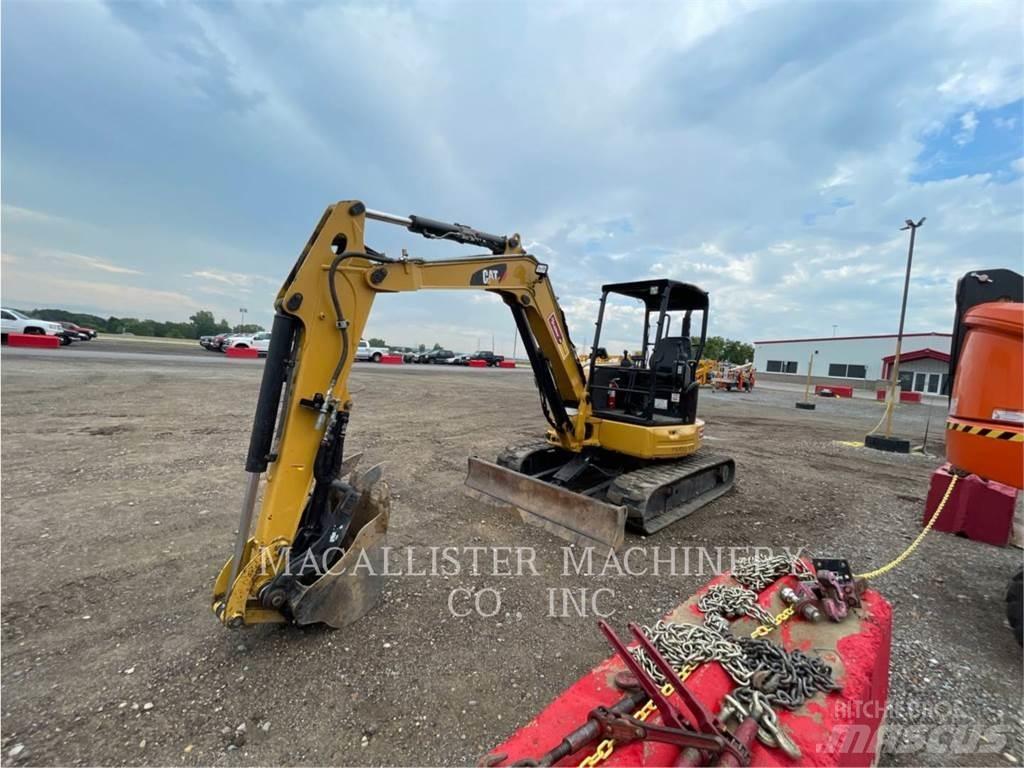 CAT 305.5E2CR 대형 굴삭기 29톤 이상