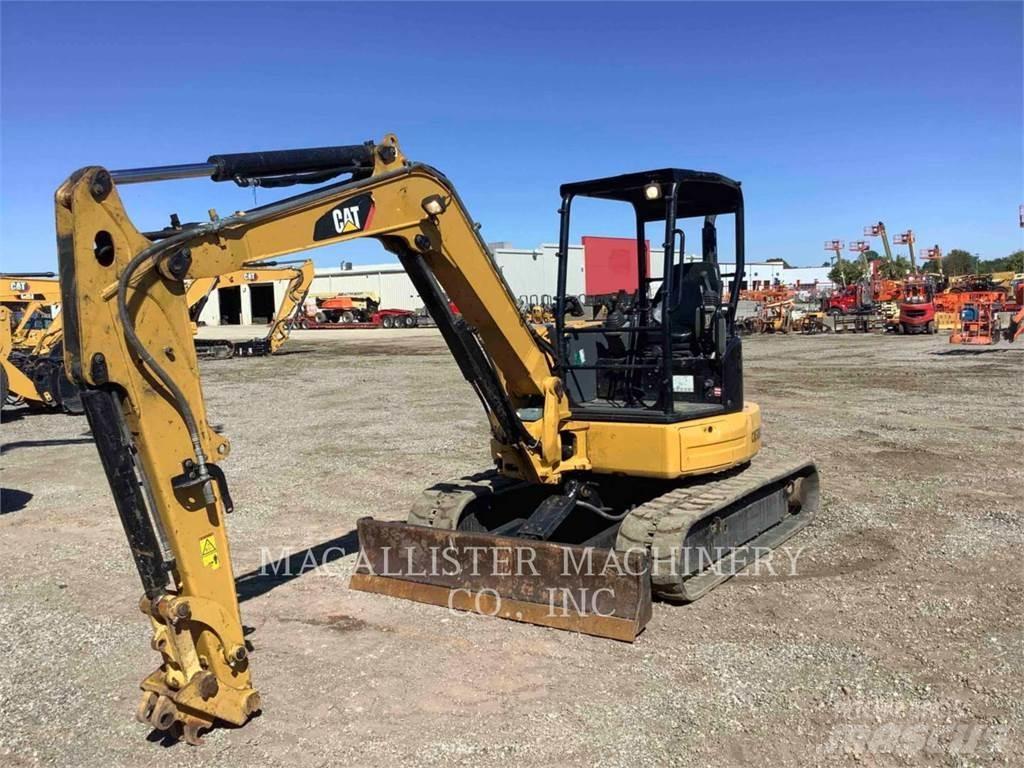 CAT 305.5E2CR 대형 굴삭기 29톤 이상