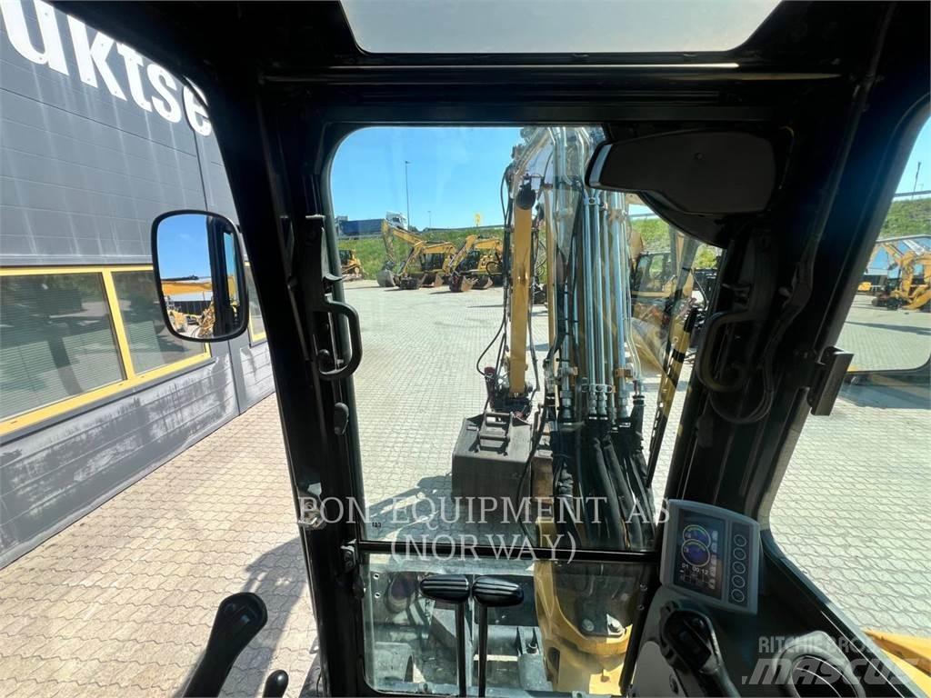 CAT 305.5E2CR 대형 굴삭기 29톤 이상