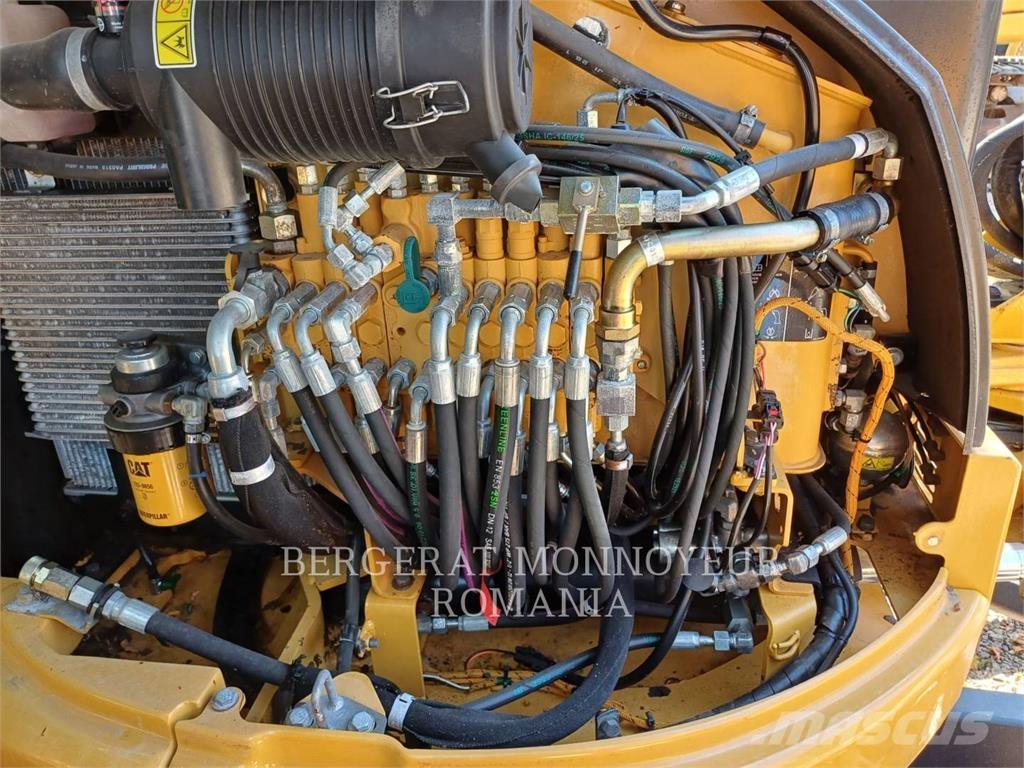 CAT 305.5E2CR 대형 굴삭기 29톤 이상