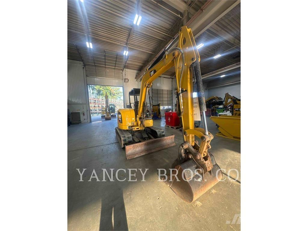 CAT 305.5E2CR 대형 굴삭기 29톤 이상