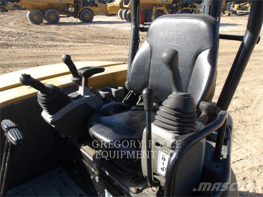 CAT 305.5E2CR 대형 굴삭기 29톤 이상