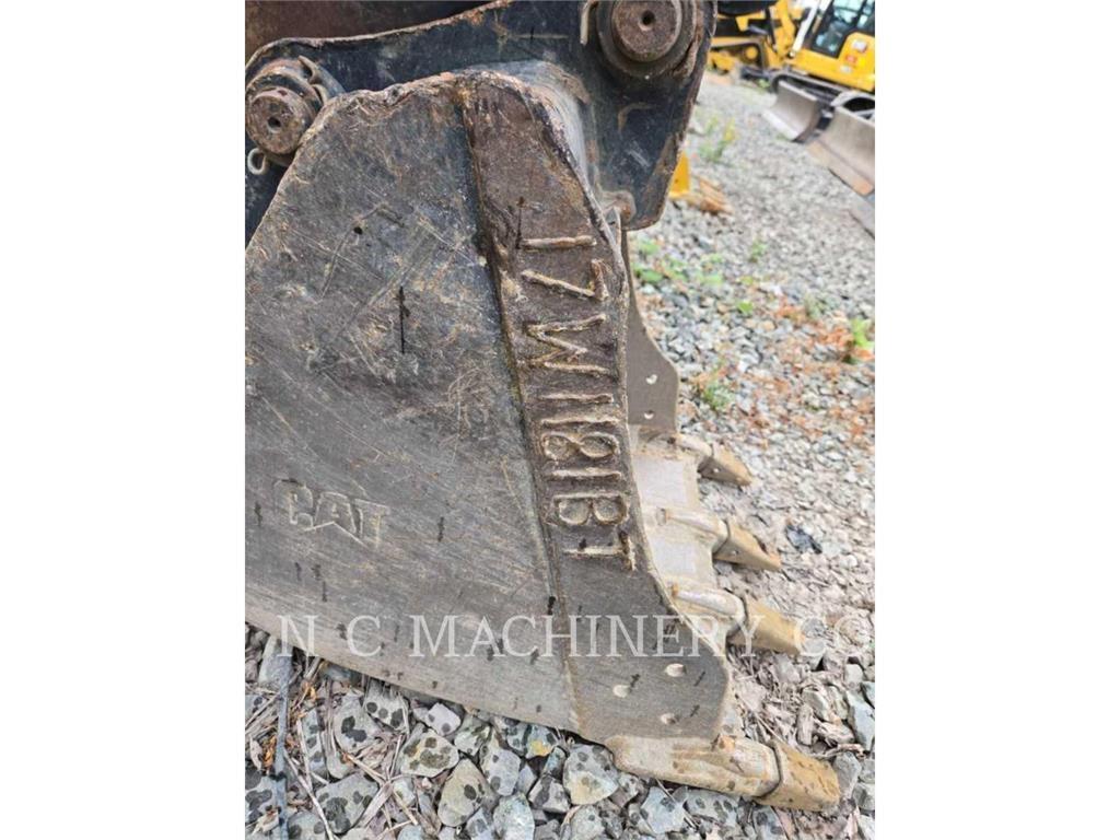 CAT 305.5E2CRB 대형 굴삭기 29톤 이상