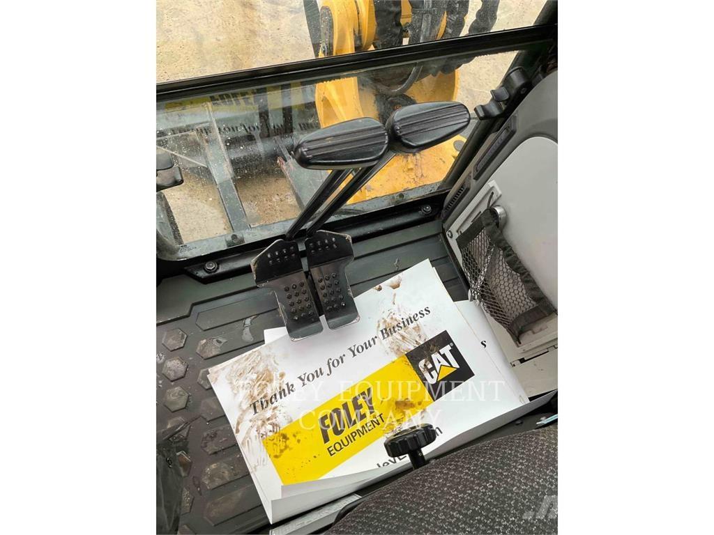 CAT 305.5E2LC 대형 굴삭기 29톤 이상