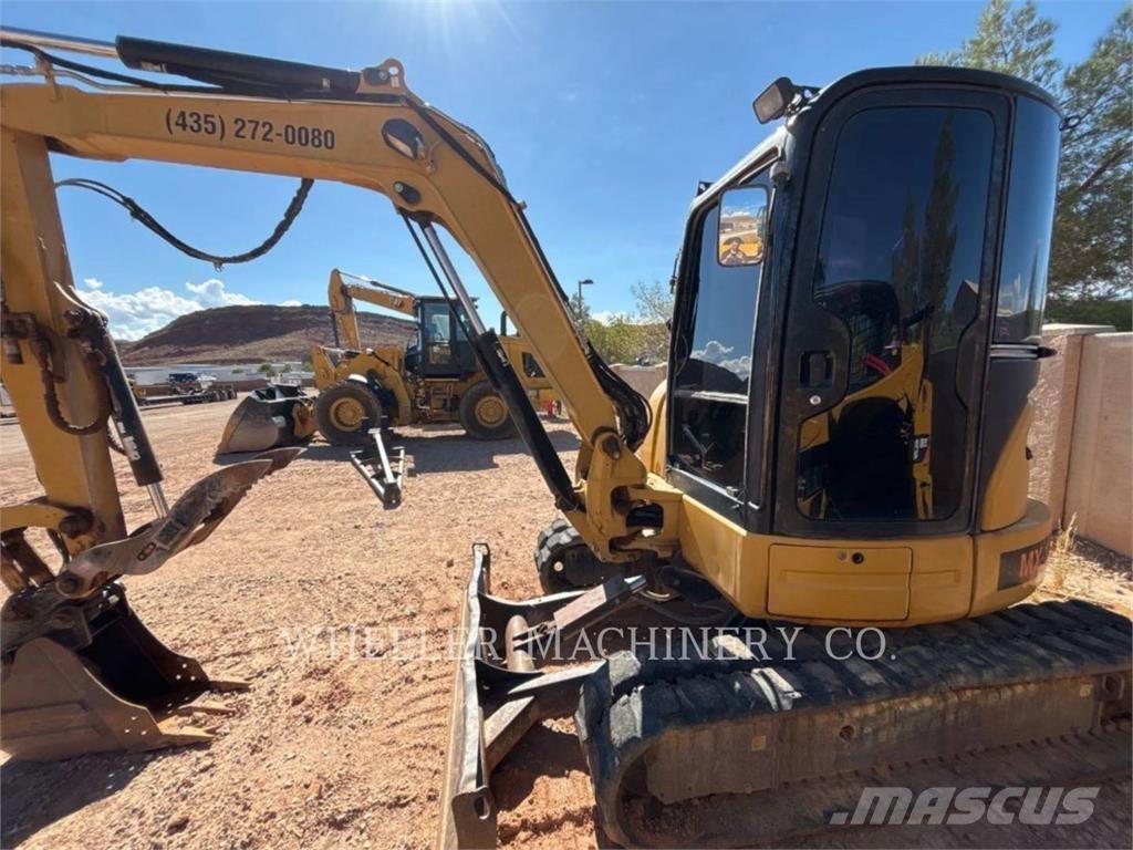 CAT 305.5EC3TH 대형 굴삭기 29톤 이상