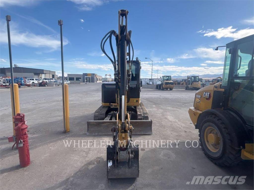 CAT 305 C3 THA 대형 굴삭기 29톤 이상