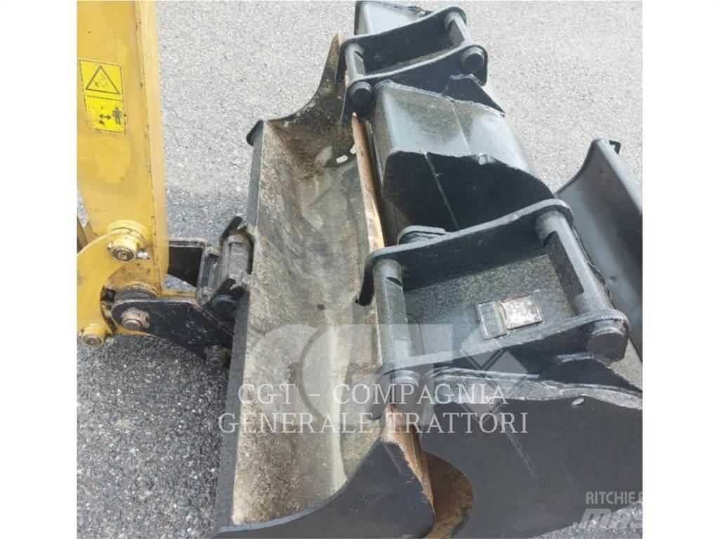 CAT 305 E2 대형 굴삭기 29톤 이상