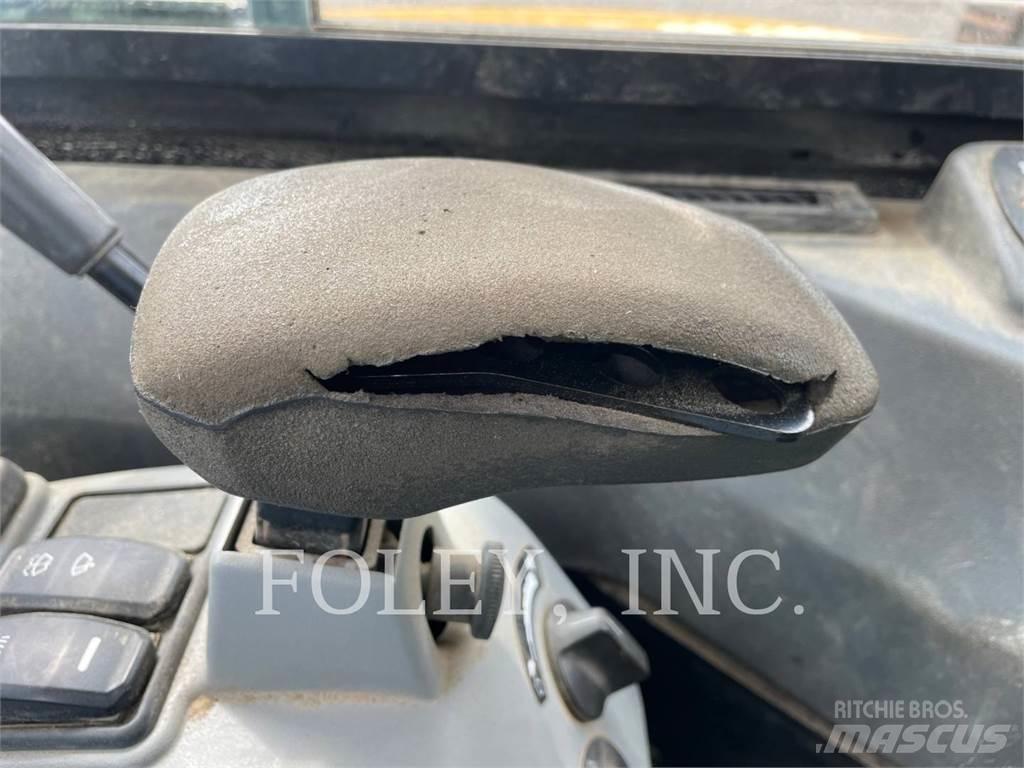 CAT 305E2CR 대형 굴삭기 29톤 이상