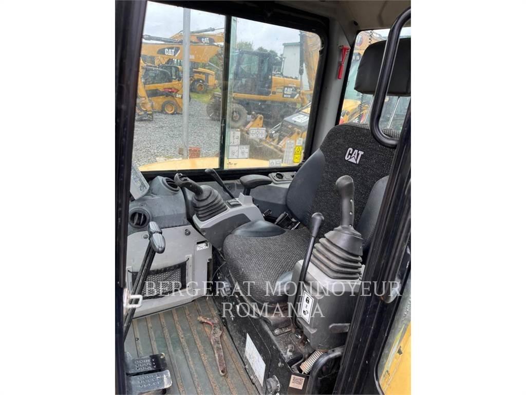 CAT 305E2CR 대형 굴삭기 29톤 이상