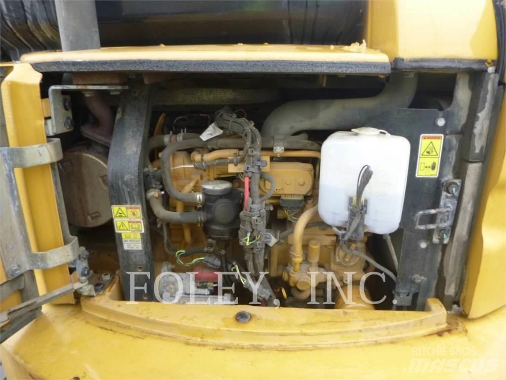 CAT 305E2CR 대형 굴삭기 29톤 이상