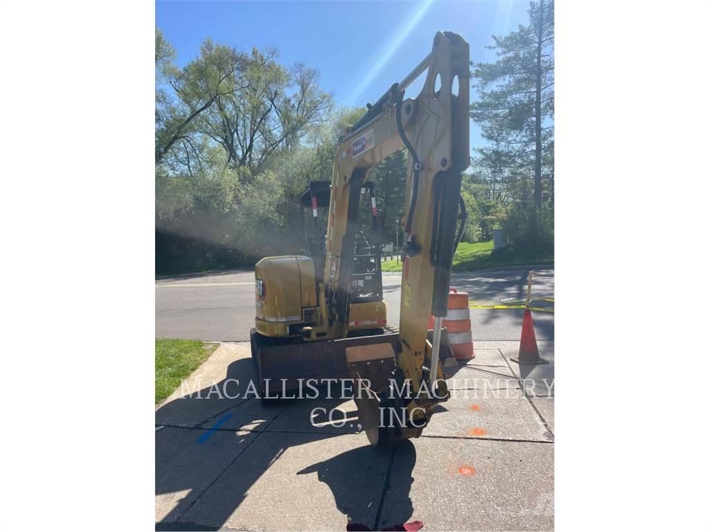 CAT 305E2CR 대형 굴삭기 29톤 이상