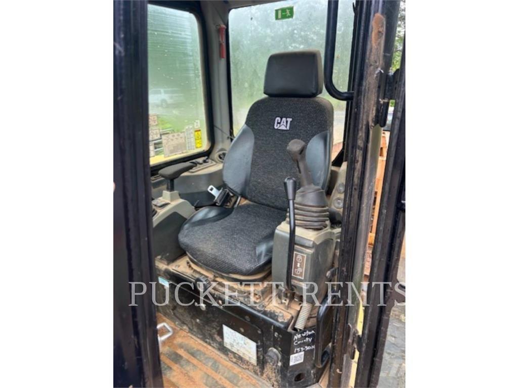 CAT 305E2CR 대형 굴삭기 29톤 이상