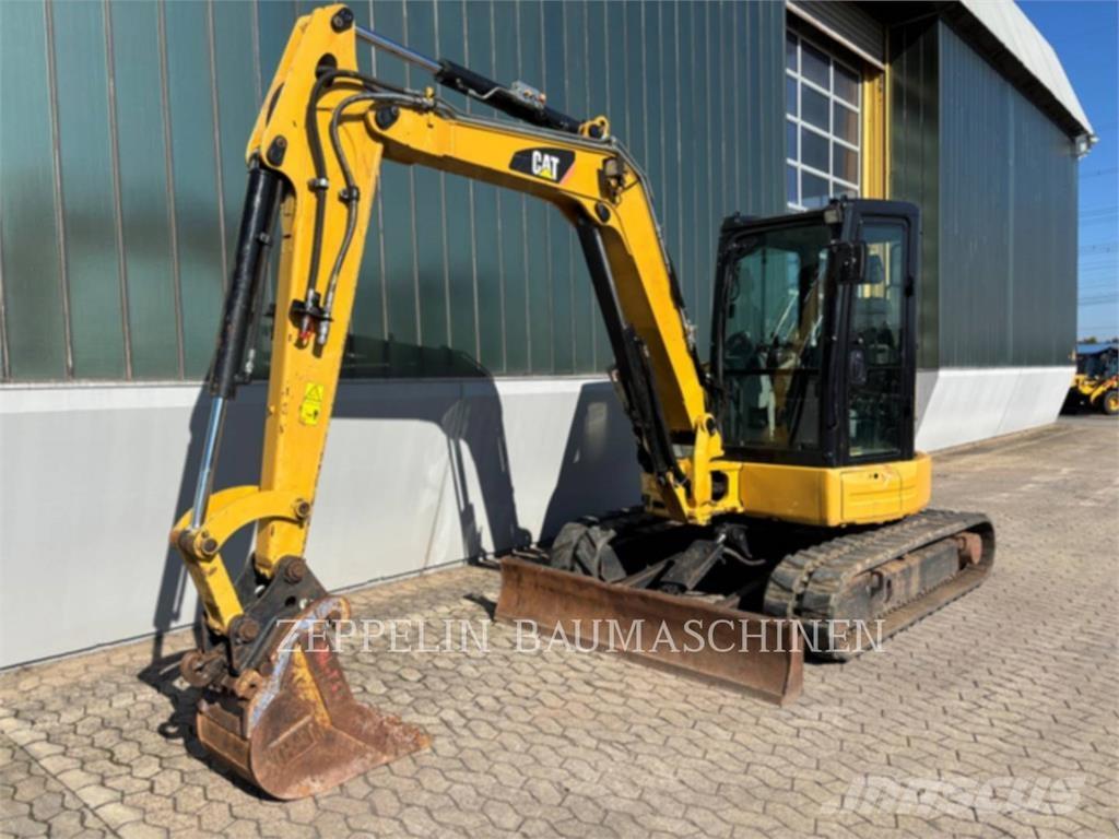 CAT 305ECR 대형 굴삭기 29톤 이상